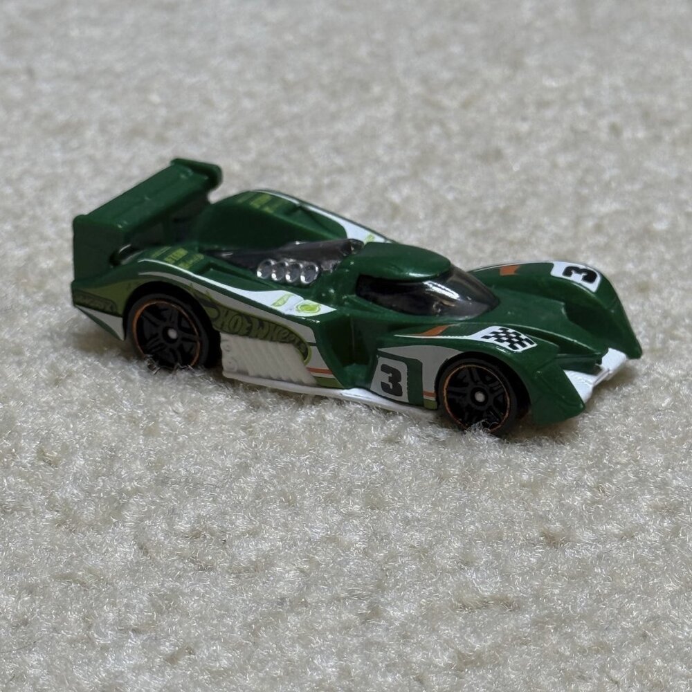 Matel - Hot Wheels - 2010 Formula Street Car - Dark Green - 1186 mj 1 nl